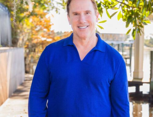 Why Readers Are Falling for Nicholas Sparks All Over Again